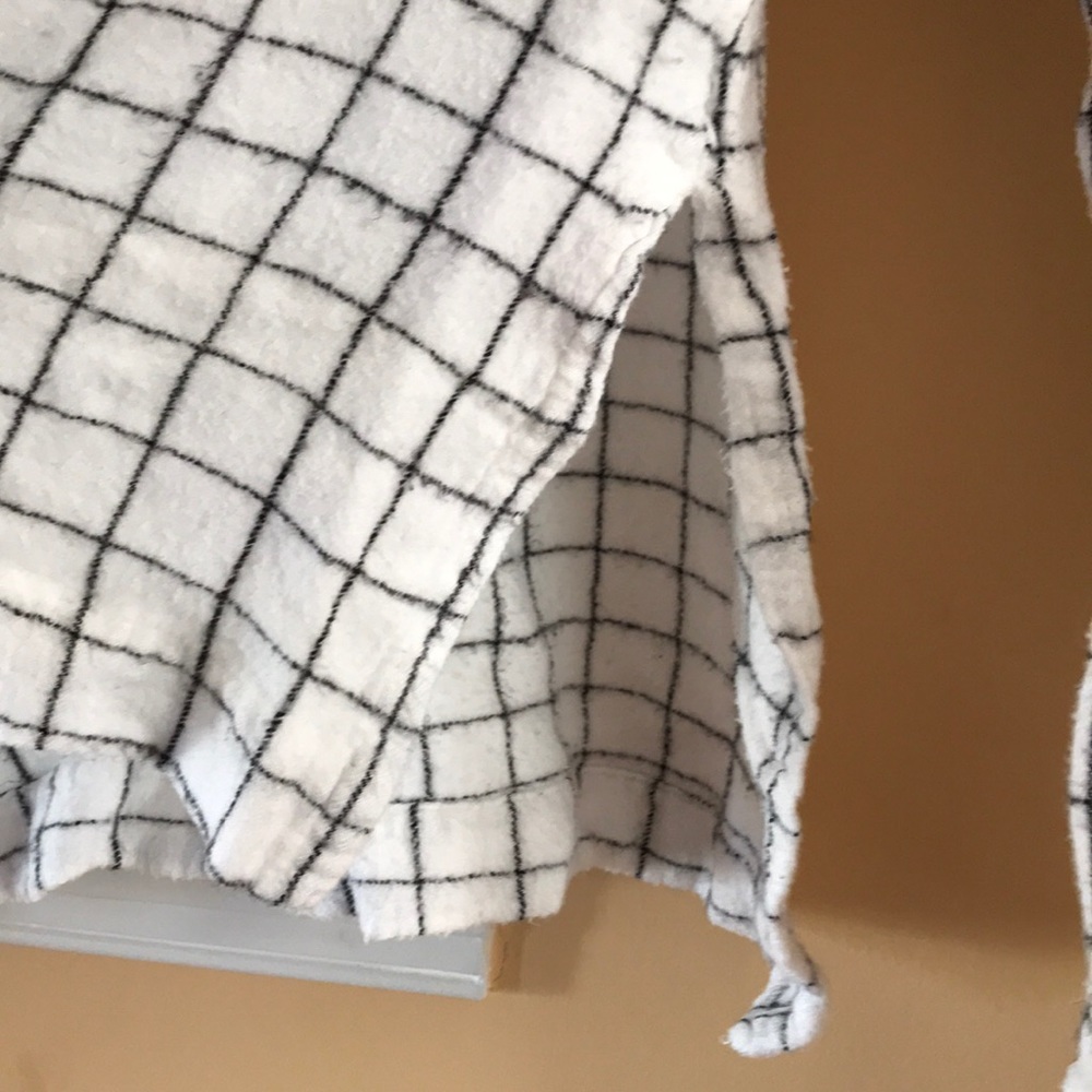 Checkered button-up - Picture 2 of 5